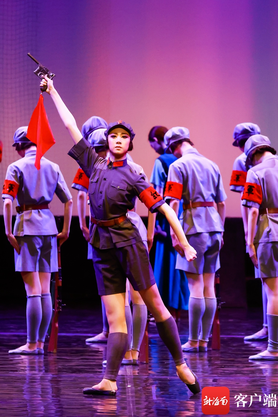 中央芭蕾舞团携经典芭蕾舞剧红色娘子军全剧在三亚演出